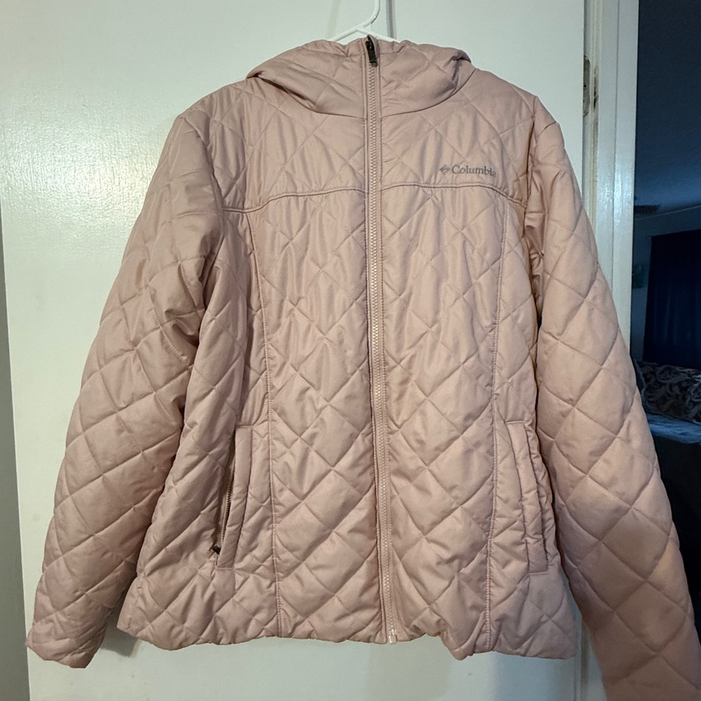 Columbia Women's Light Pink Quilted Puffer Jacket